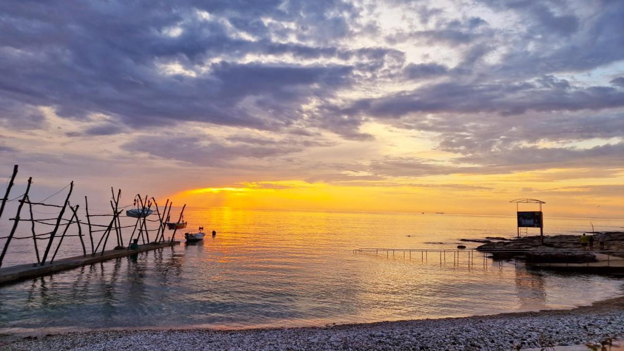 Villa Azzurra Bašanija Exterior foto